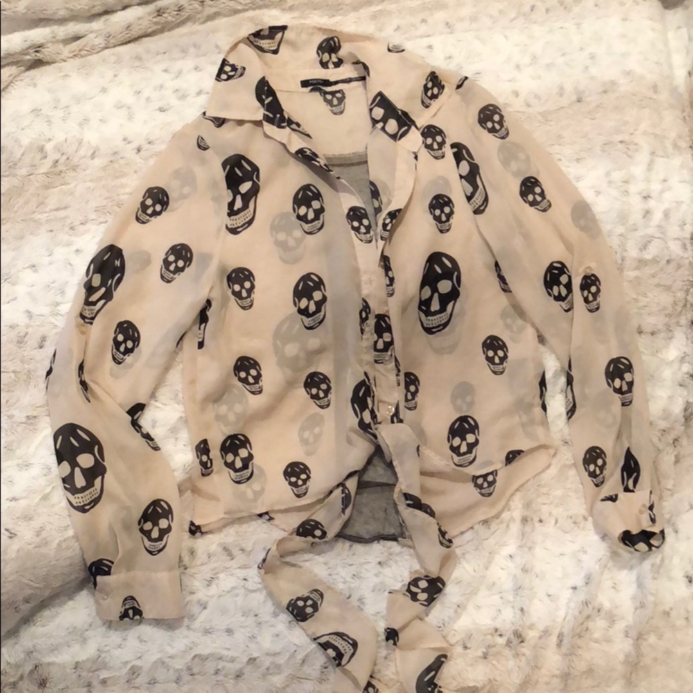 Skull button up & tie